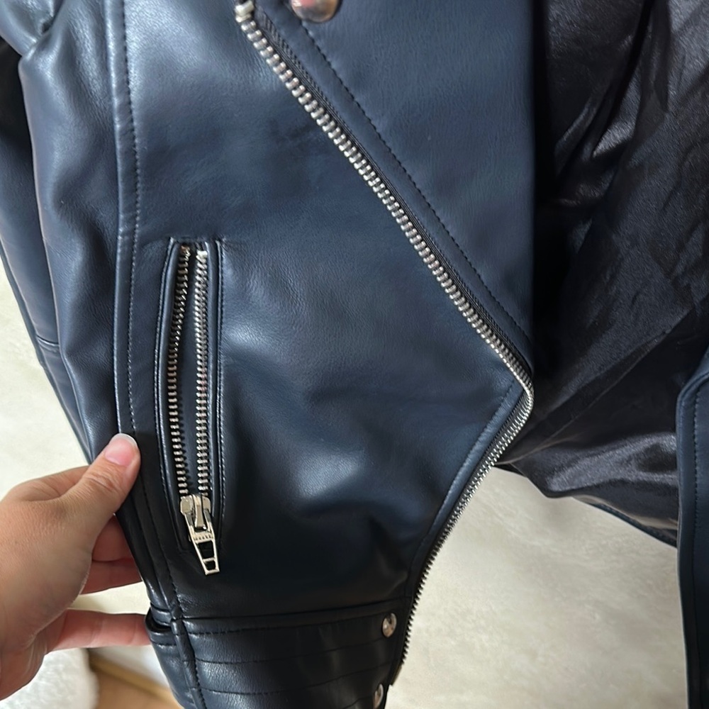 Blank NYC Midnight Faux Leather Moto Jacket sz xs - Picture 4 of 11